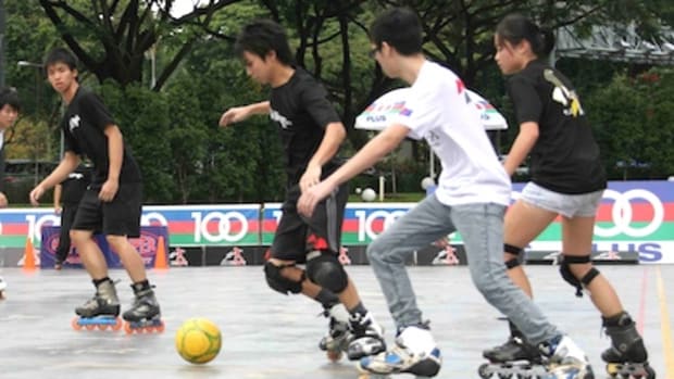 1 - ROLLER SOCCER.jpg